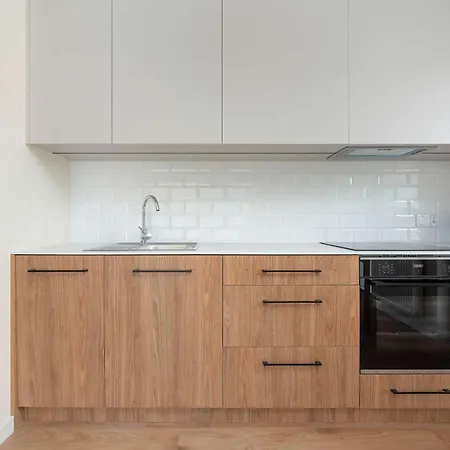 Διαμέρισμα Modern With Air Conditioning And Parking By Renters Prestige *